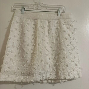 Vineyard Vines Size 2 White Skirt with Texture